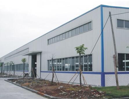 鋼結(jié)構(gòu)廠房的特點(diǎn)和不足