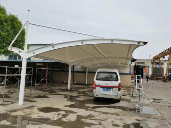 膜結(jié)構(gòu)車棚